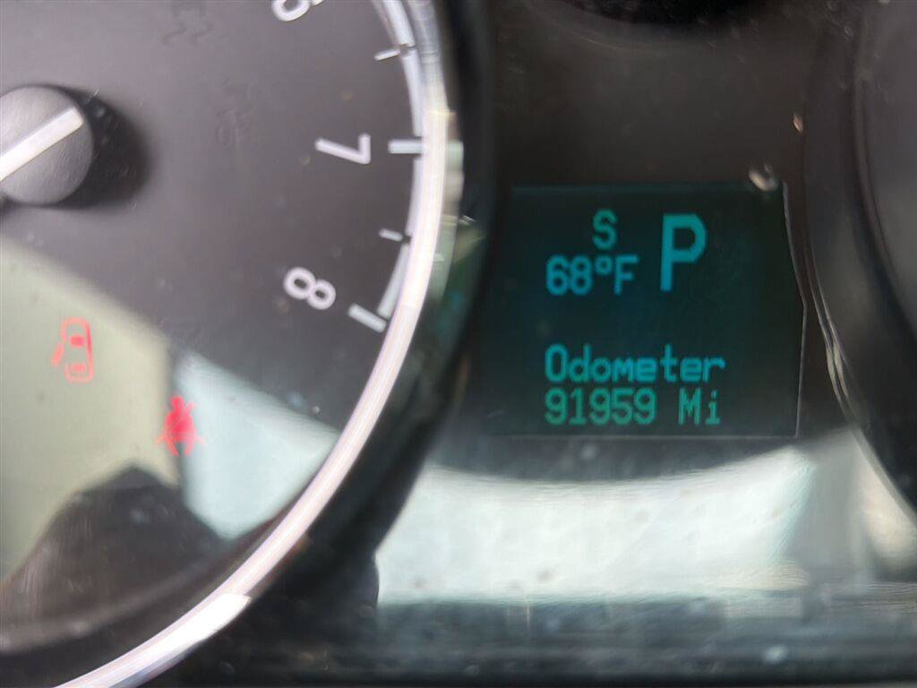 Used 2013 Chevrolet Captiva Sport LT w/ Convenience Package FWD image 5