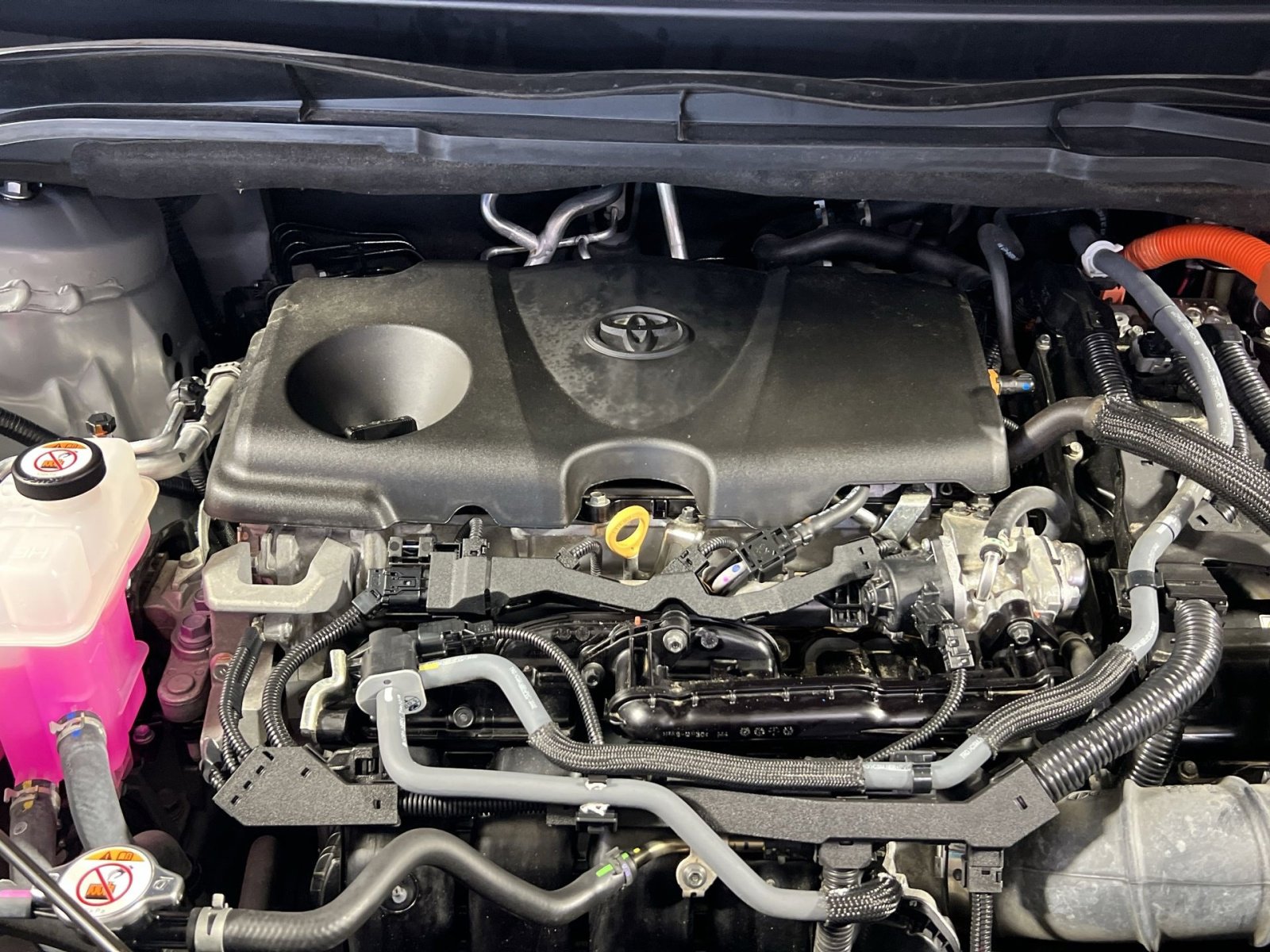 Used 2023 Toyota Sienna XLE Woodland Edition AWD/4WD image 31