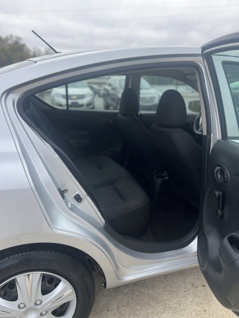 Used 2019 Nissan Versa S Plus image 19