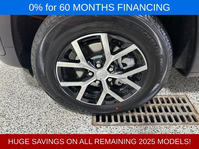 New 2025 Jeep Grand Cherokee Limited image 21