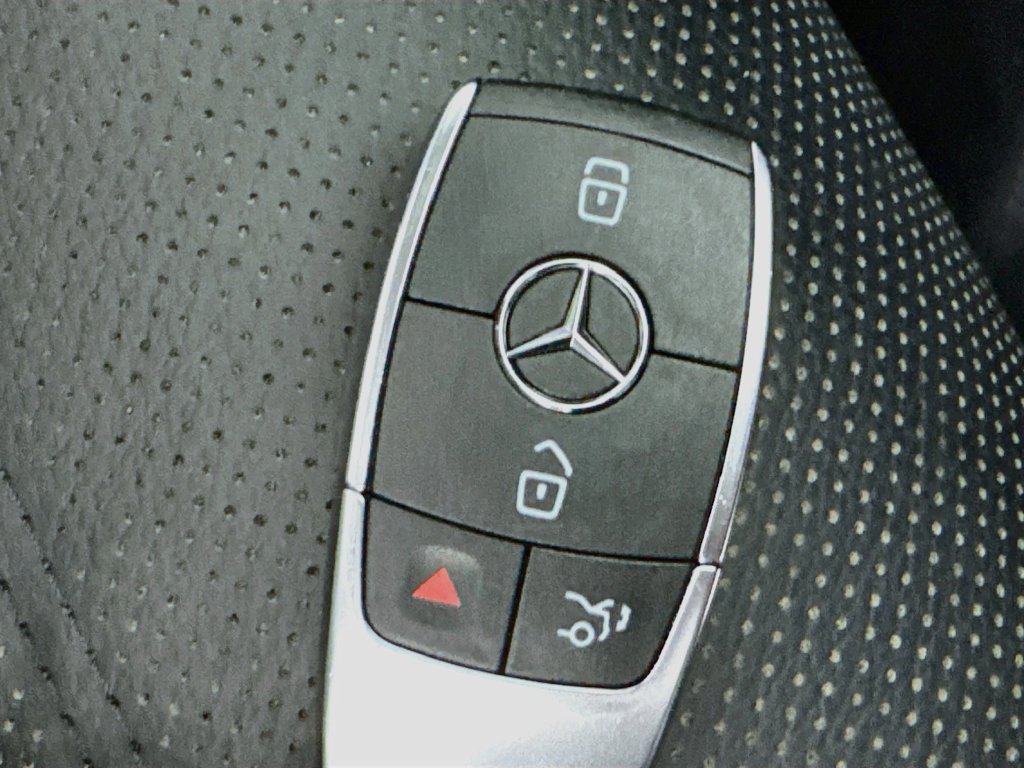 Used 2024 Mercedes-Benz GLE 350 4MATIC image 37