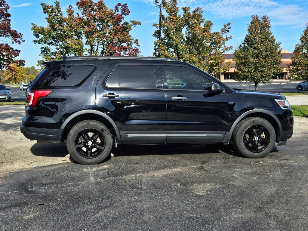 Used 2018 Ford Explorer 4WD image 3