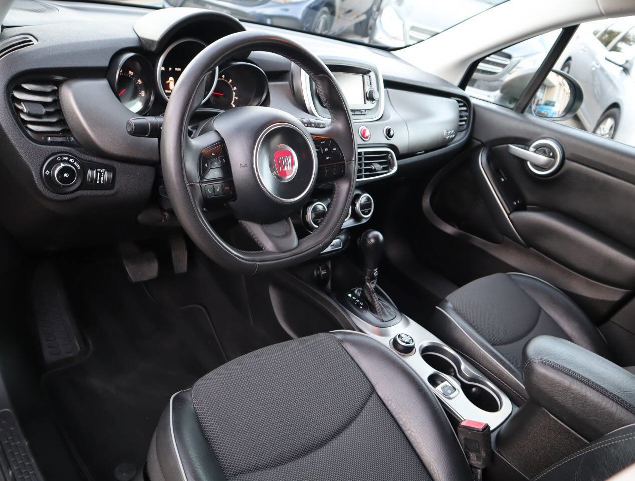 Used 2016 FIAT 500X Trekking image 22