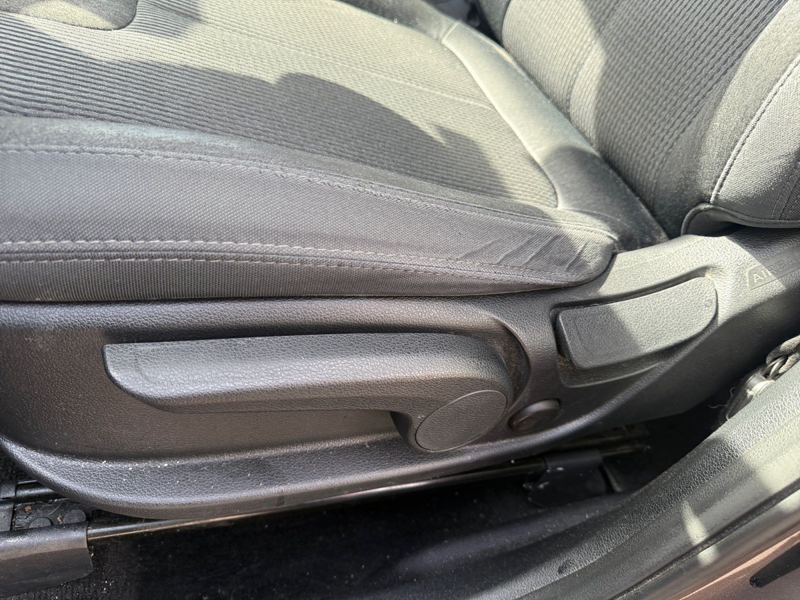 Used 2019 Hyundai Santa Fe SE AWD/4WD image 14