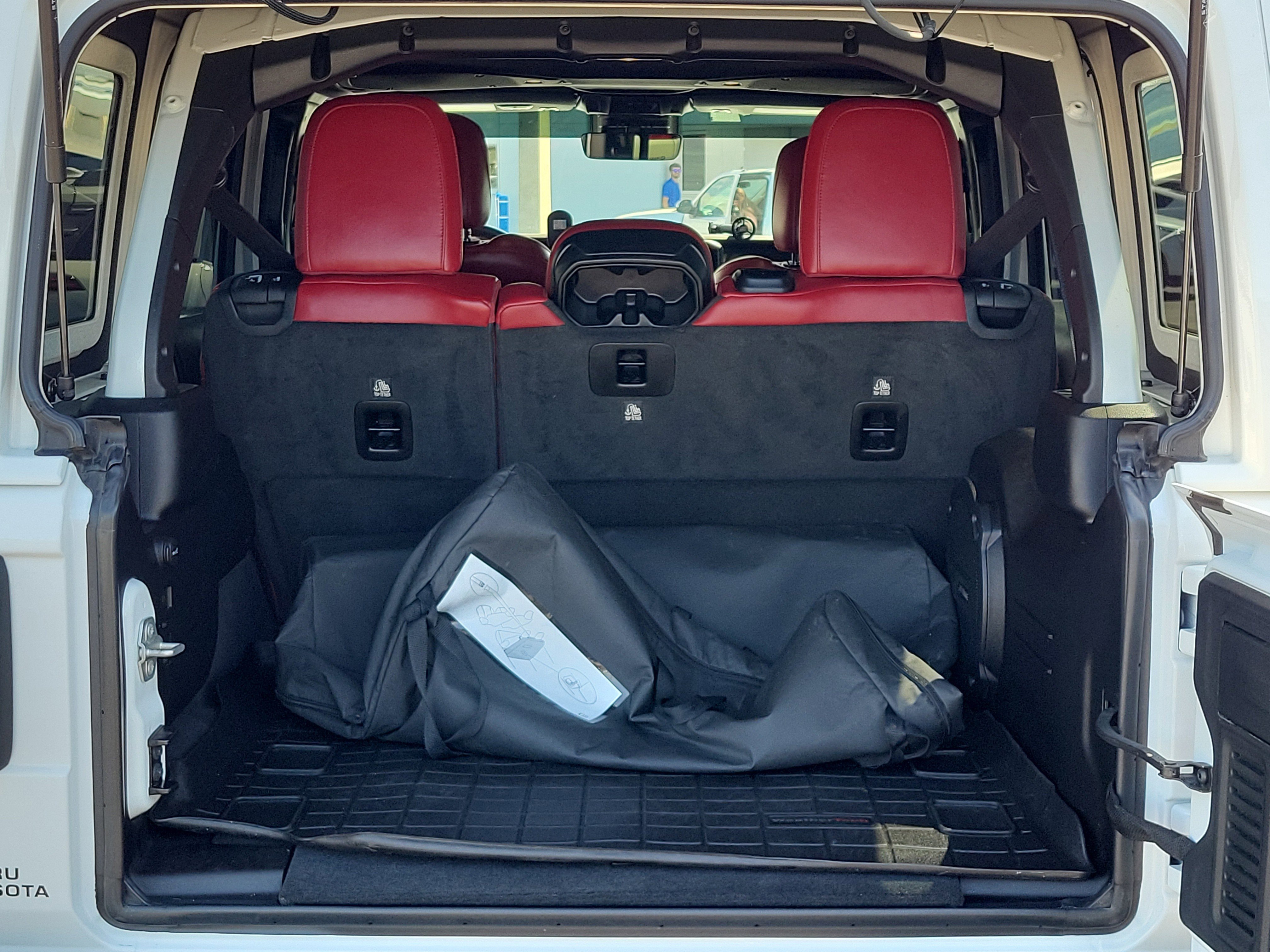 Used 2024 Jeep Wrangler Rubicon 392 image 15