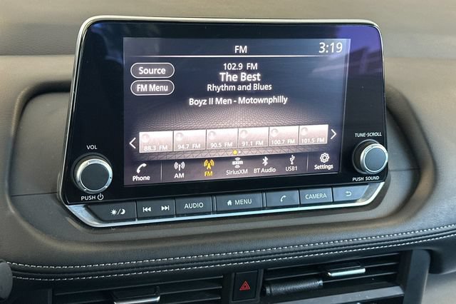 Used 2024 Nissan Rogue SV FWD image 21