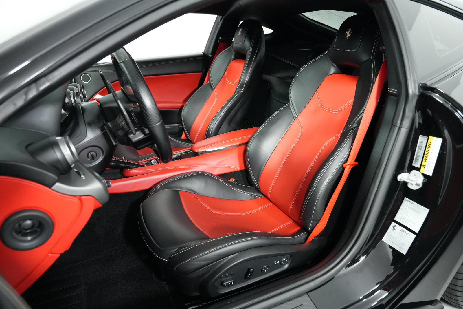 Used 2014 Ferrari F12 Berlinetta RWD image 36