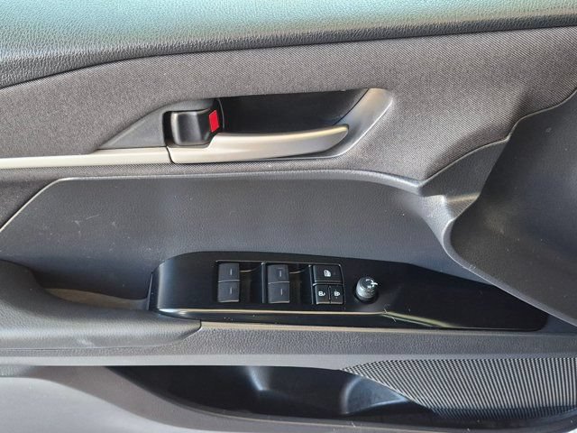 Used 2025 Toyota Camry LE FWD image 20
