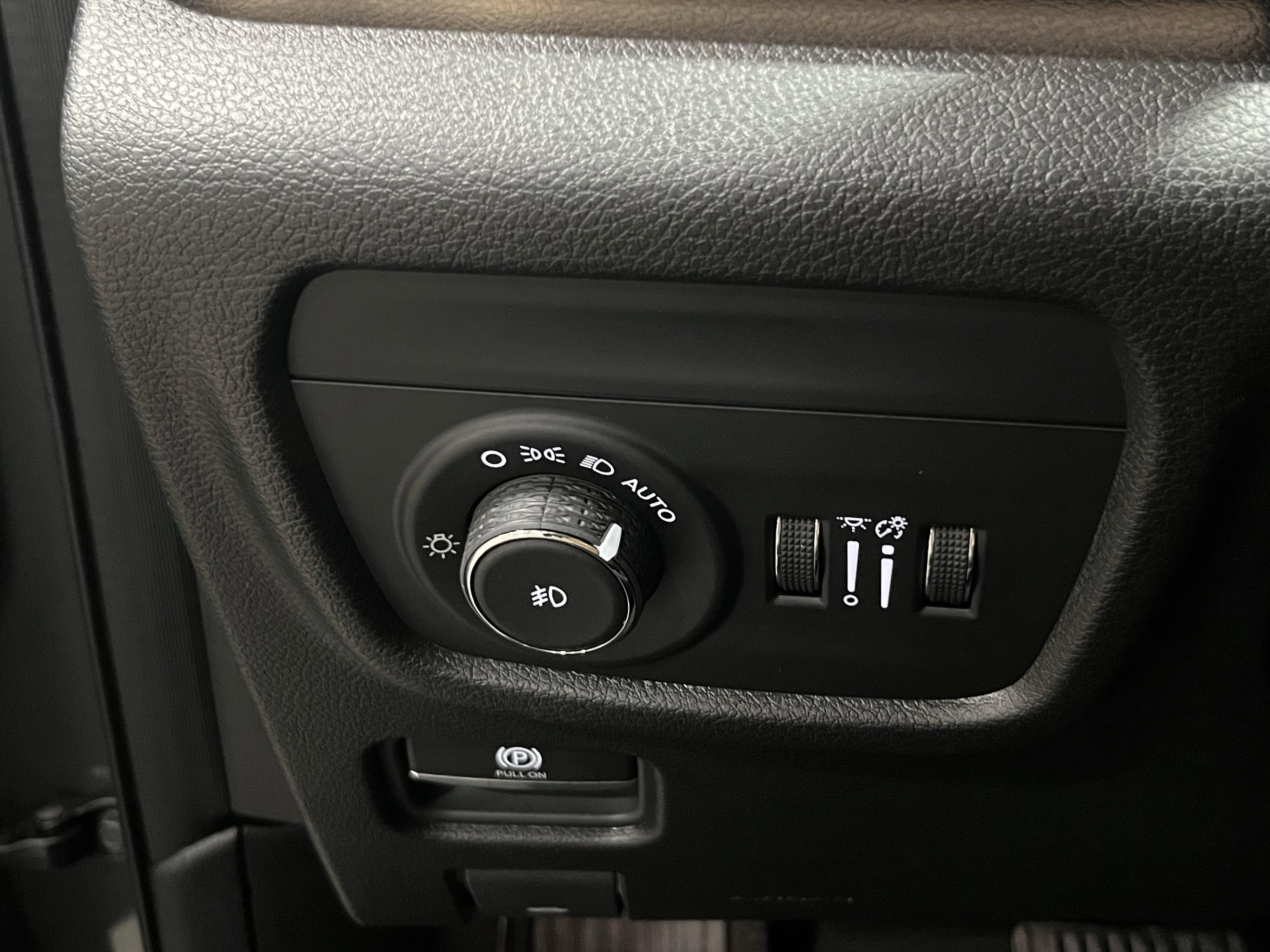 New 2026 Jeep Grand Cherokee L Limited AWD/4WD image 21