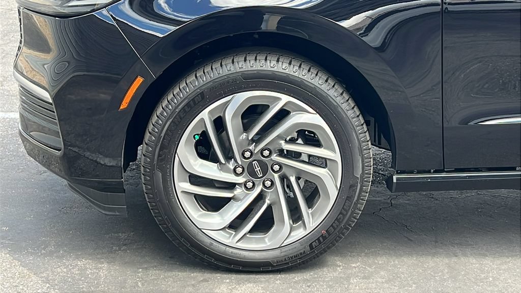 New 2026 Lincoln Navigator L Reserve AWD/4WD image 7