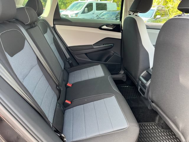 Certified 2025 Volkswagen Taos S AWD/4WD image 18