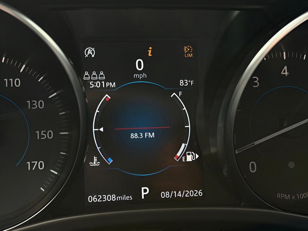 Used 2020 Jaguar F-PACE Premium AWD/4WD image 41