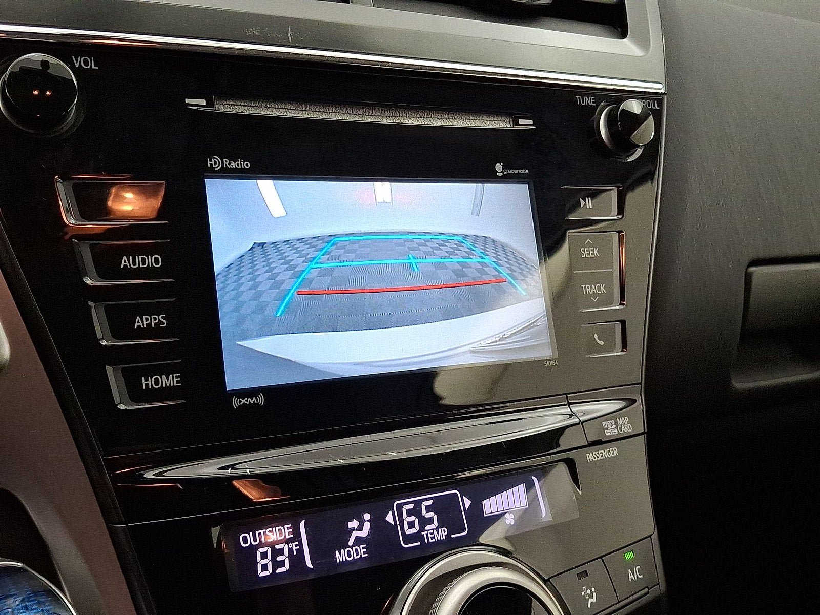 Used 2017 Toyota Prius V Four w/ Carpet Mat Package FWD image 7