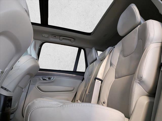 New 2026 Volvo XC90 T8 Ultra w/ Protection Package Premier image 17
