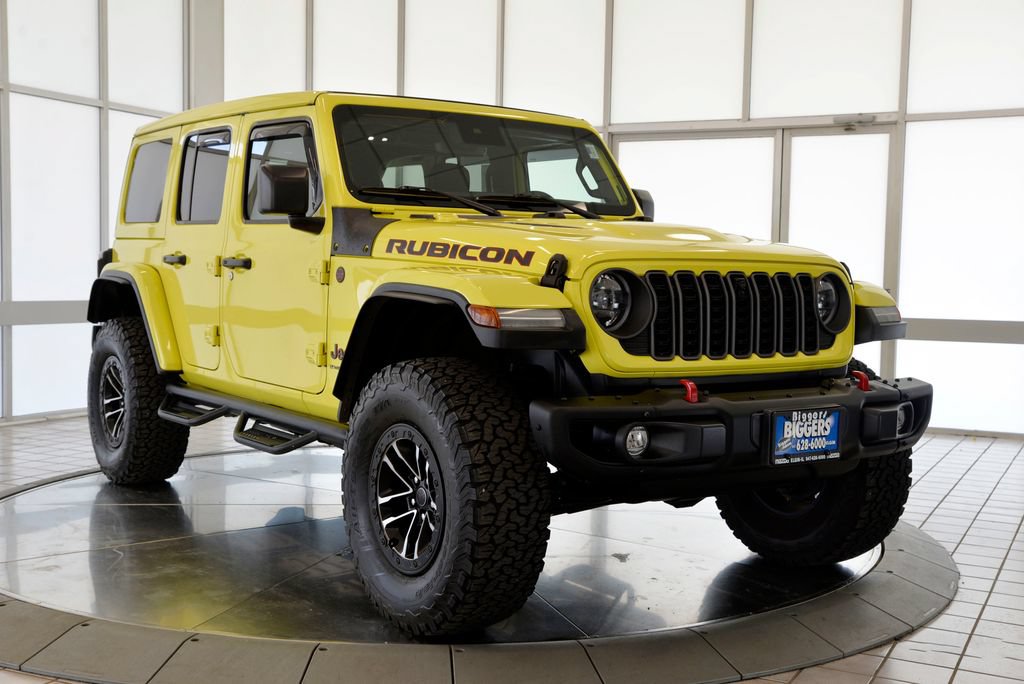 Used 2024 Jeep Wrangler Unlimited Rubicon AWD/4WD image 2