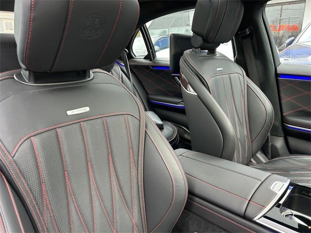 Used 2024 Mercedes-Benz S 63 AMG S image 32