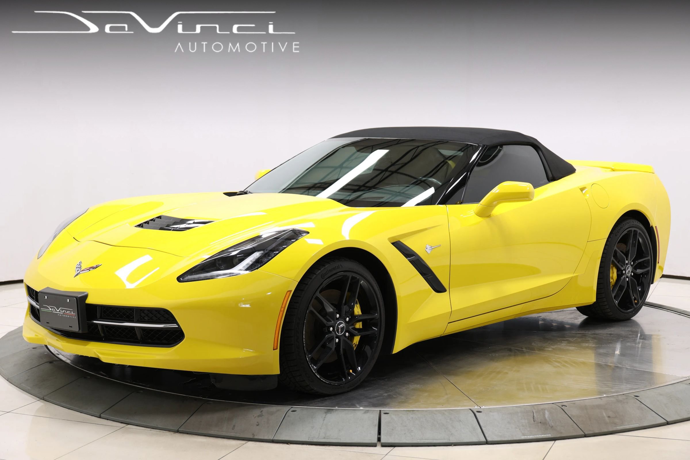 Used 2014 Chevrolet Corvette Stingray Convertible w/ 2LT Preferred Equipment Group RWD image 1