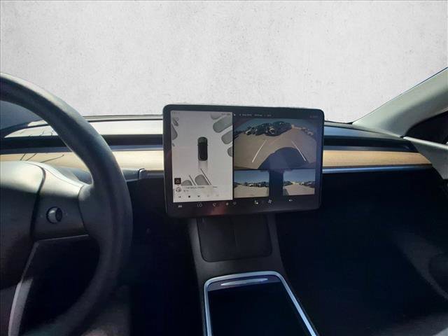Used 2022 Tesla Model Y Long Range AWD/4WD image 12