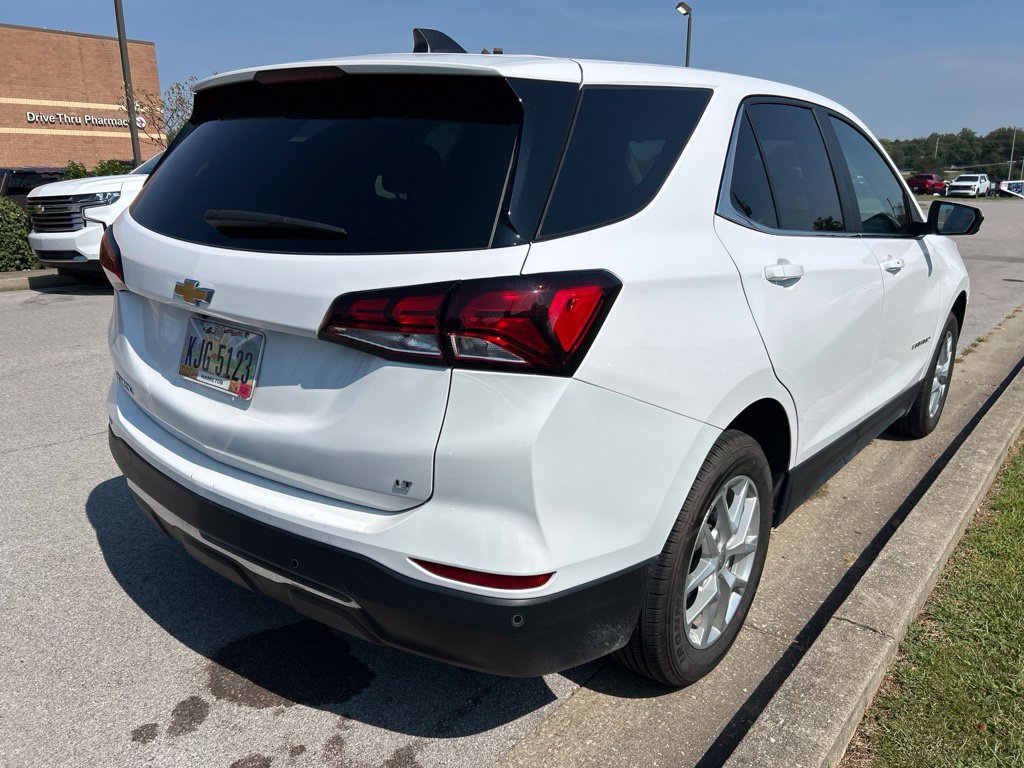 Used 2024 Chevrolet Equinox LT AWD/4WD image 3