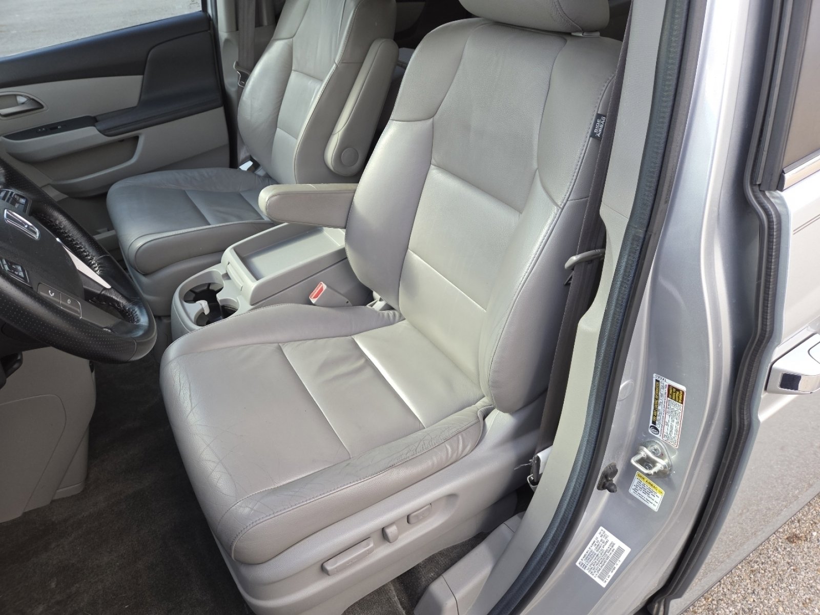 Used 2012 Honda Odyssey EX-L image 24