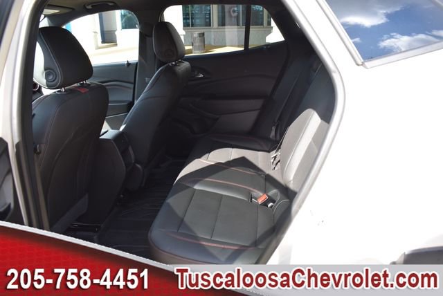 Used 2026 Chevrolet Trax RS w/ Sunroof Package image 20