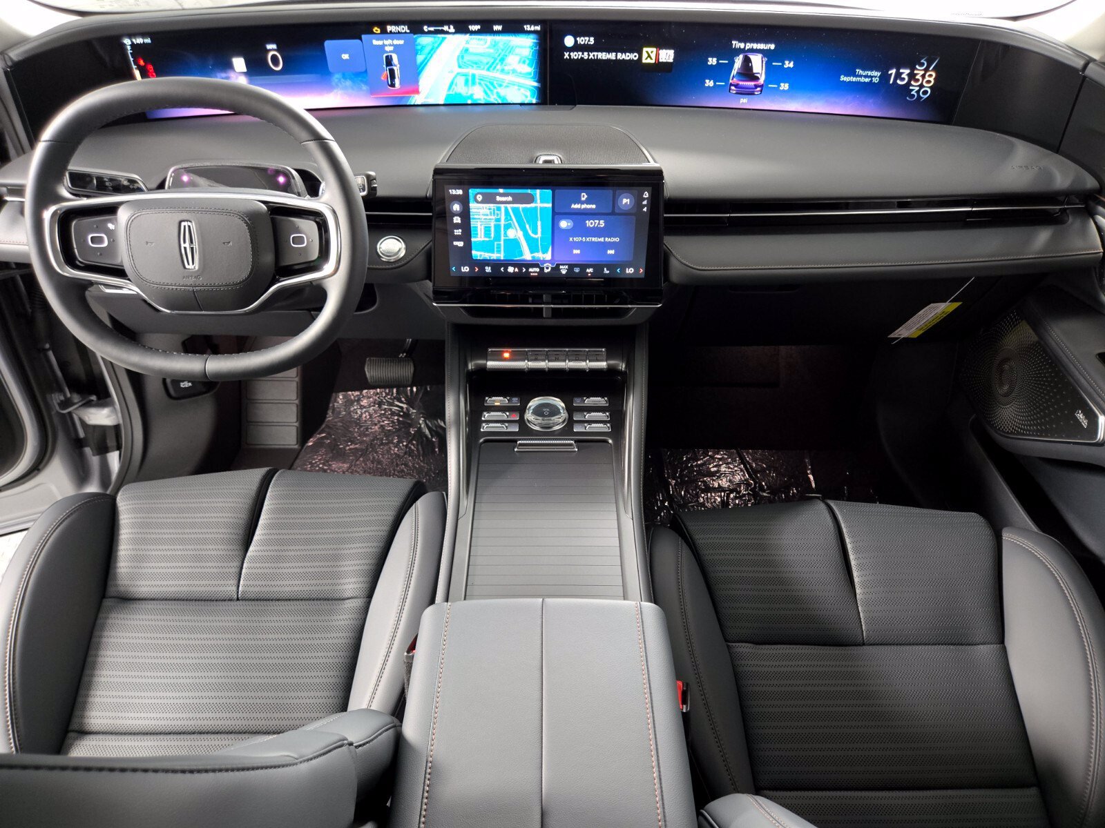 New 2026 Lincoln Nautilus Reserve AWD/4WD image 15