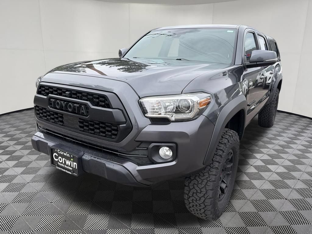 Used 2021 Toyota Tacoma TRD Off-Road w/ Technology Package AWD/4WD image 3