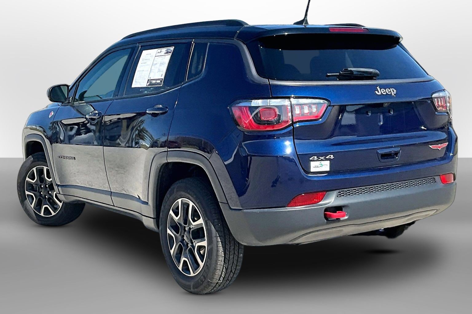 Used 2019 Jeep Compass Trailhawk image 10