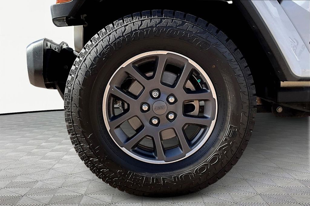 Used 2021 Jeep Gladiator Overland w/ Popular Equipment Package image 8