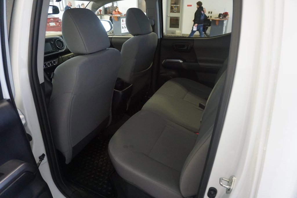 Used 2017 Toyota Tacoma SR5 image 19