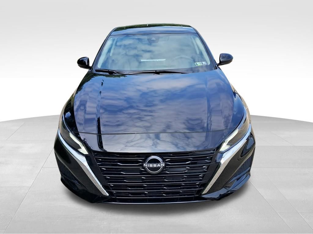 New 2025 Nissan Altima 2.5 SL image 9