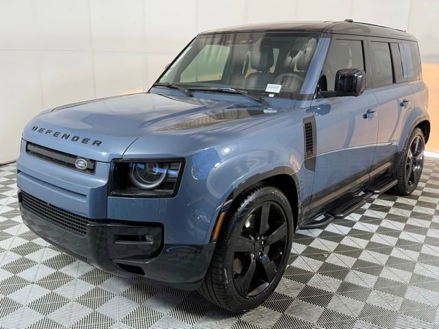 New 2026 Land Rover Defender 110 X-Dynamic SE AWD/4WD image 2