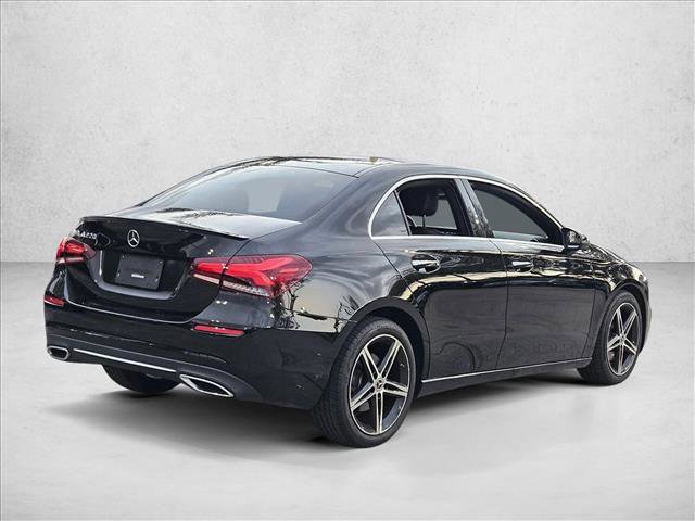 Used 2022 Mercedes-Benz A 220 image 3