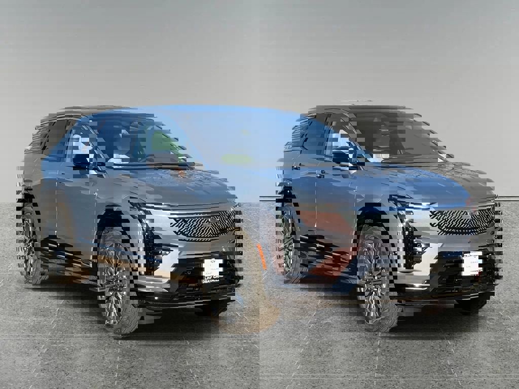 New 2026 Cadillac Optiq Luxury 2 image 8