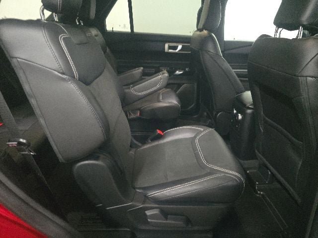 Used 2022 Ford Explorer ST AWD/4WD image 6