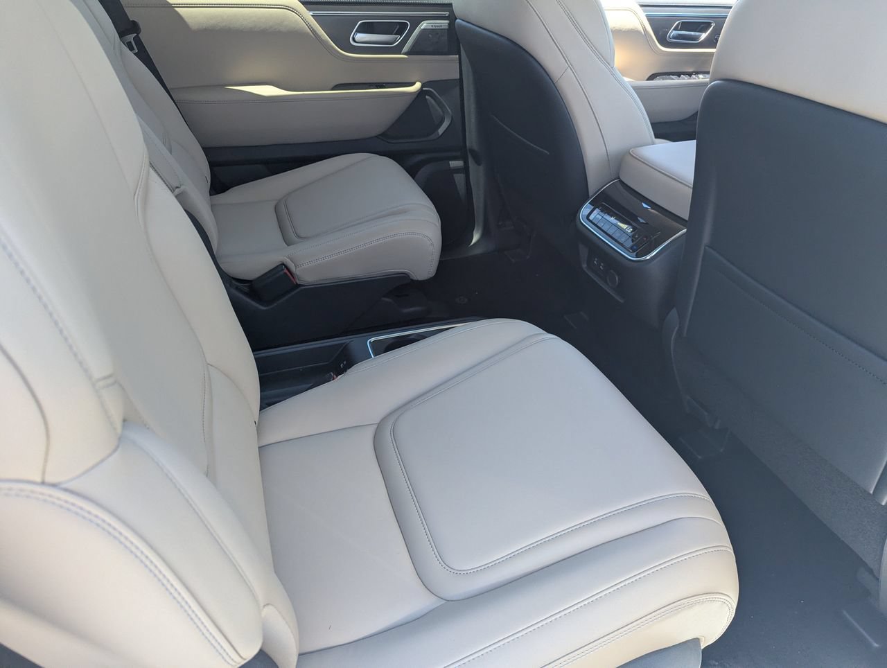 New 2026 INFINITI QX80 Pure w/ Cargo Package RWD image 24