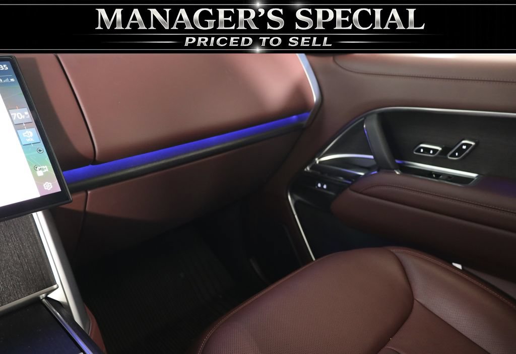 Used 2025 Land Rover Range Rover SE AWD/4WD image 30