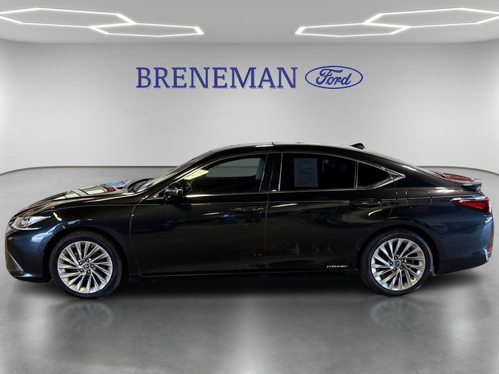 Used 2020 Lexus ES 300h w/ Luxury Package FWD image 9