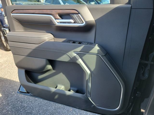 Certified 2025 GMC Sierra 1500 SLT image 21