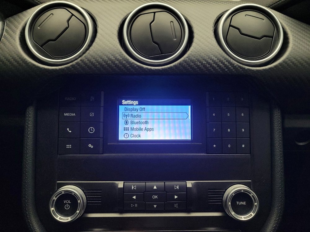 Used 2019 Ford Mustang Coupe image 25