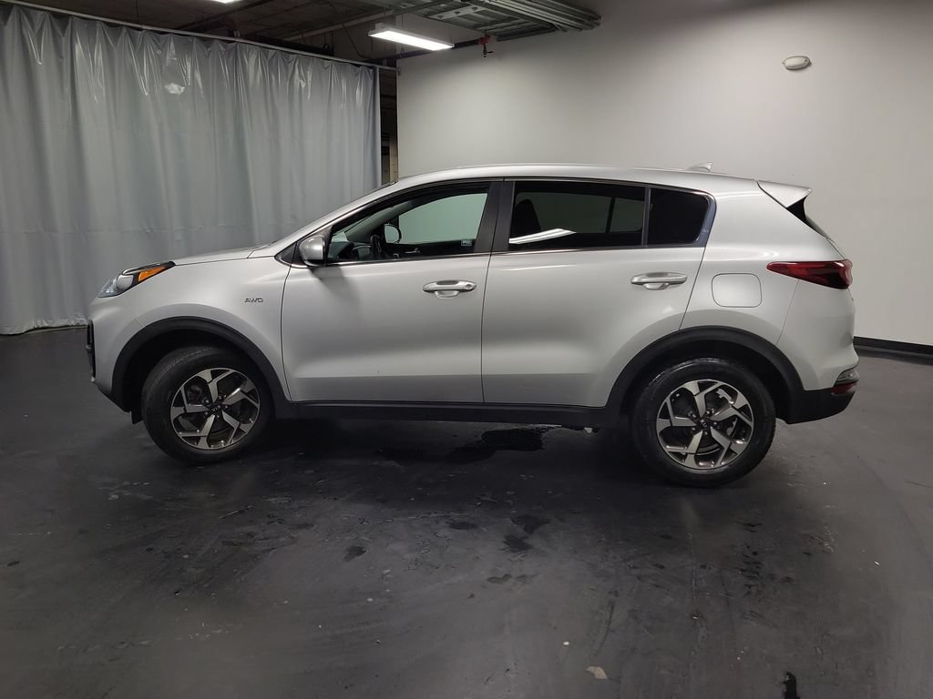 Used 2020 Kia Sportage LX AWD/4WD image 6
