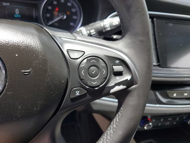 Used 2018 Buick Enclave Essence FWD image 26