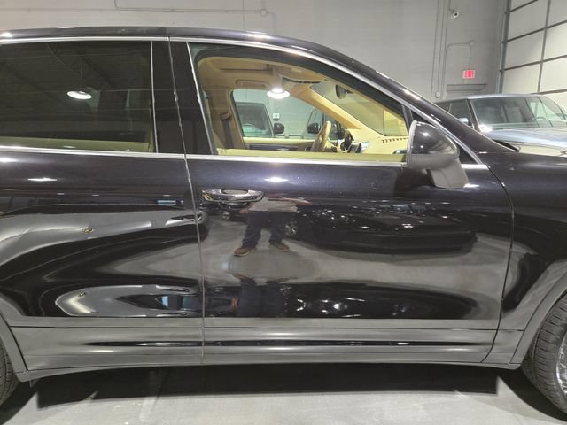Used 2012 Porsche Cayenne AWD/4WD image 13