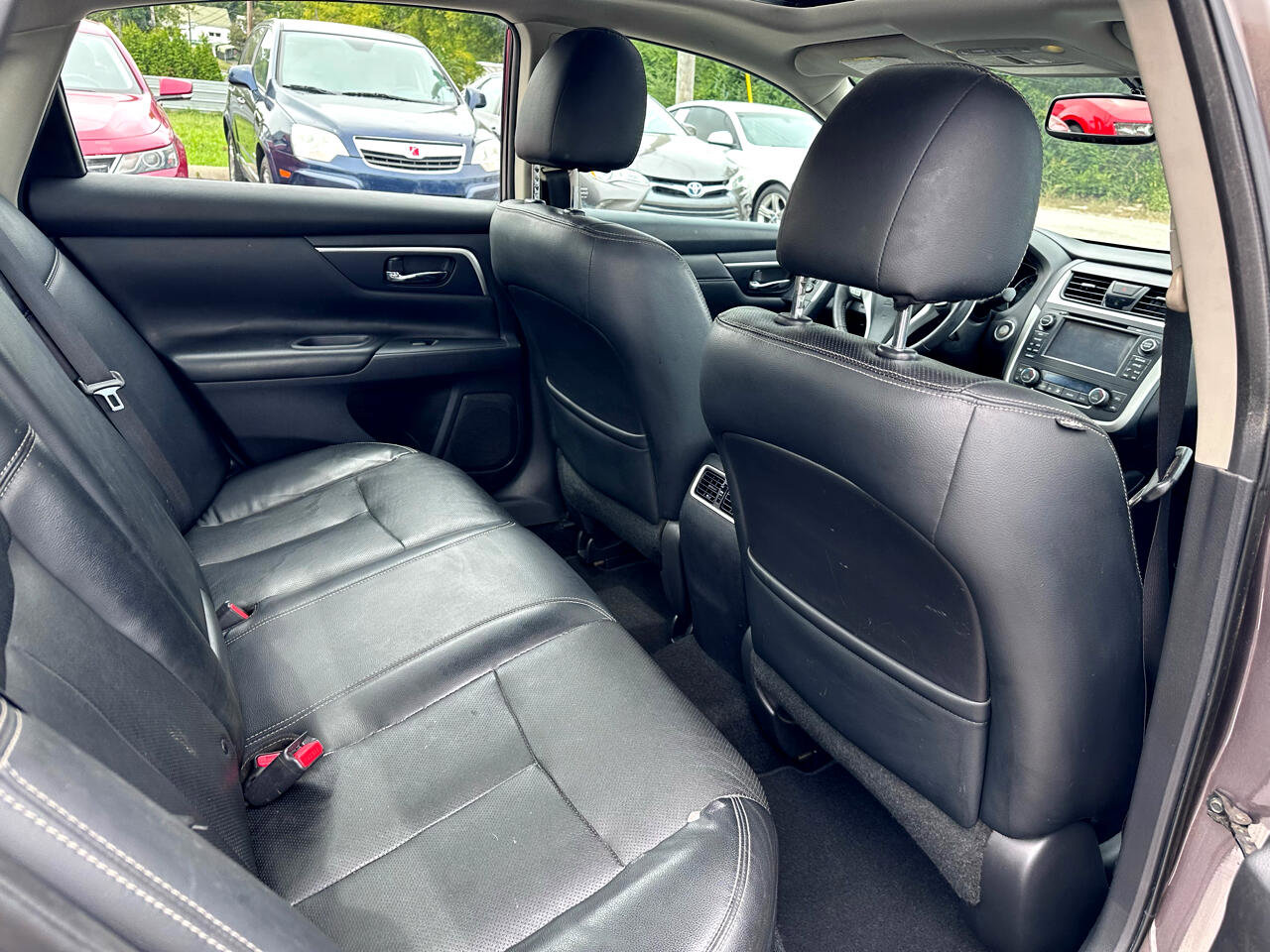 Used 2017 Nissan Altima 3.5 SL w/ 3.5SL Technology Package image 30