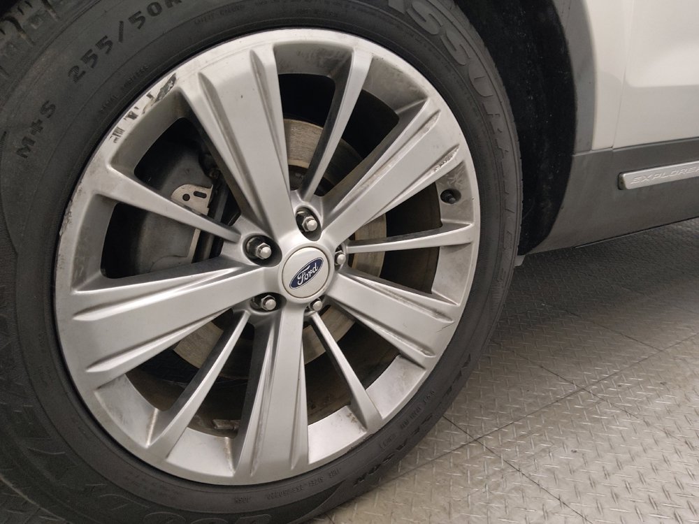 Used 2018 Ford Explorer Limited FWD image 31