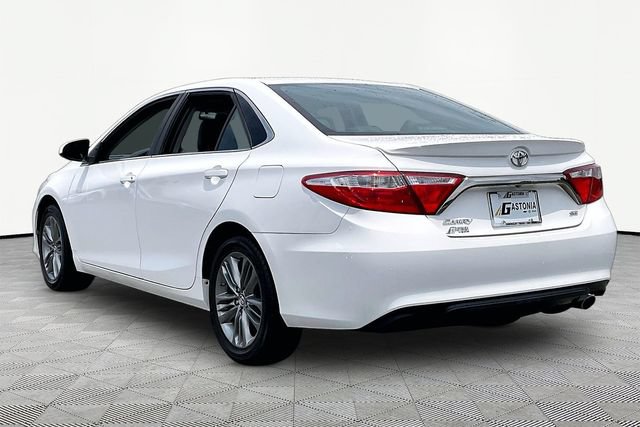 Used 2016 Toyota Camry SE FWD image 4