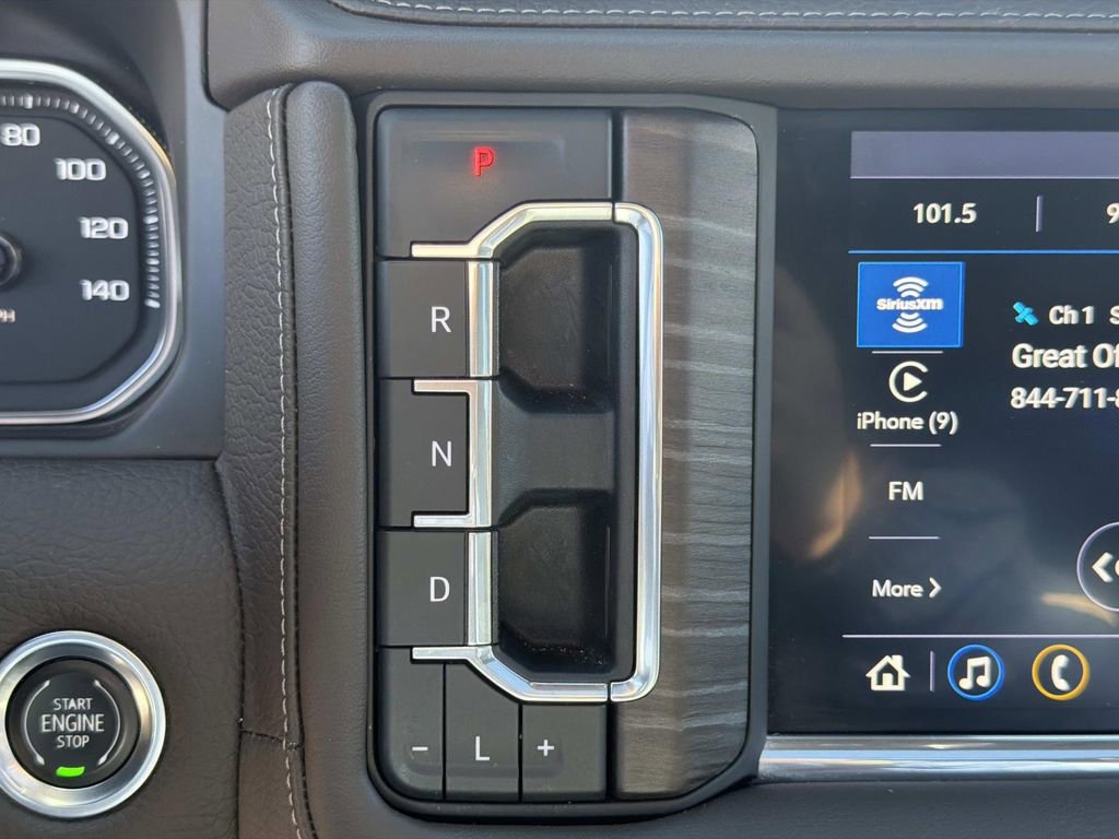 Used 2021 GMC Yukon Denali w/ Denali Premium Package image 33