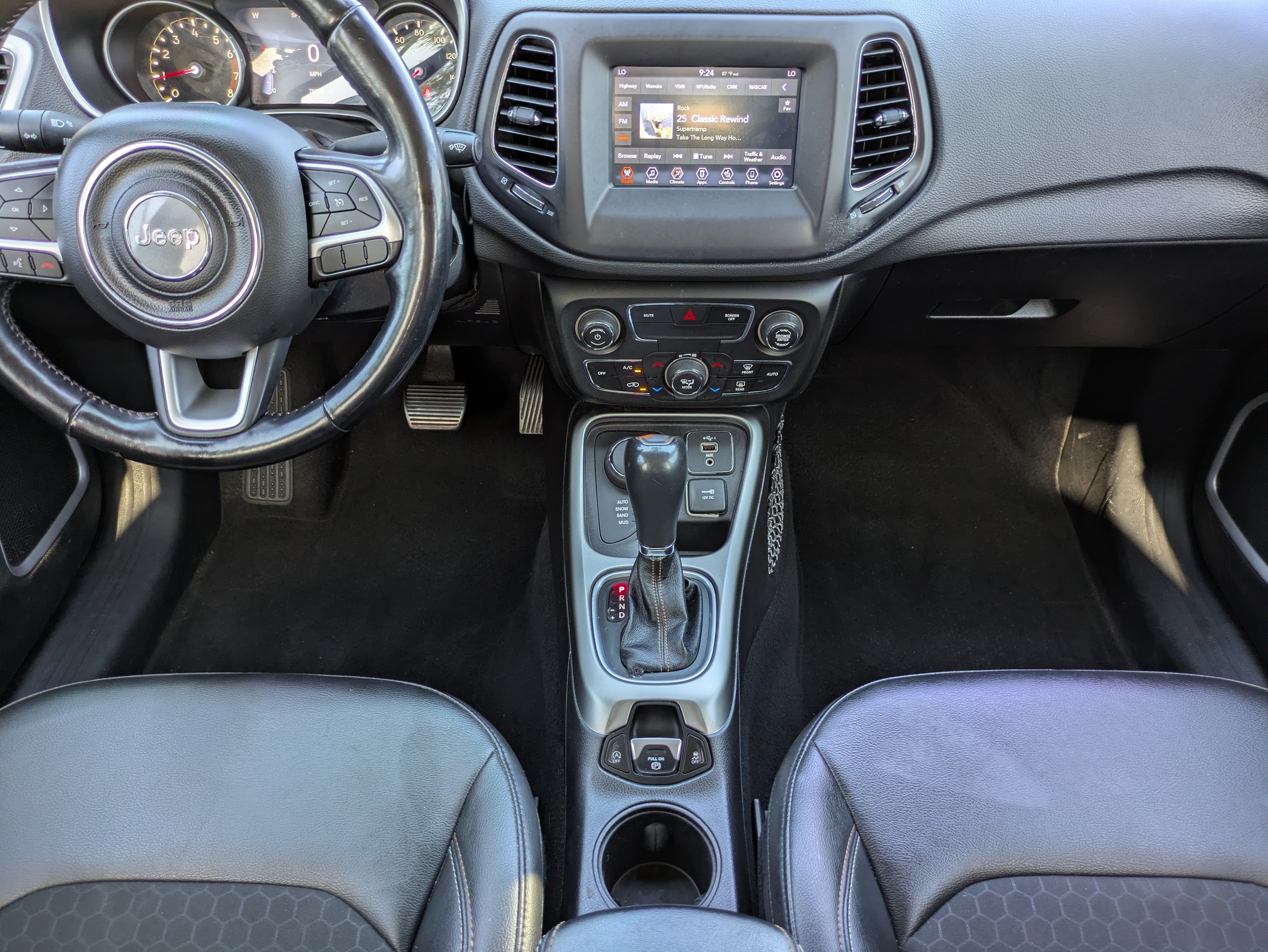 Used 2021 Jeep Compass Latitude w/ Convenience Group AWD/4WD image 33