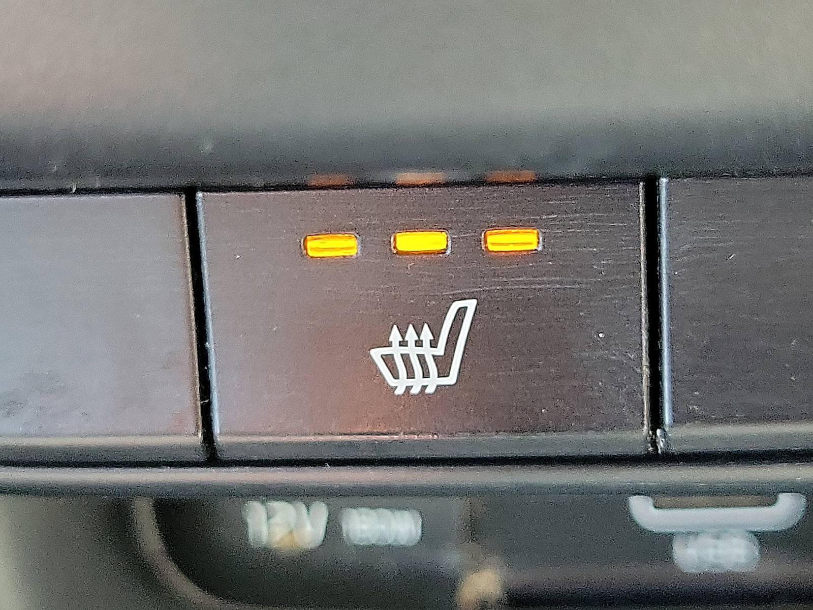 Used 2022 Kia Sportage Nightfall Edition image 22