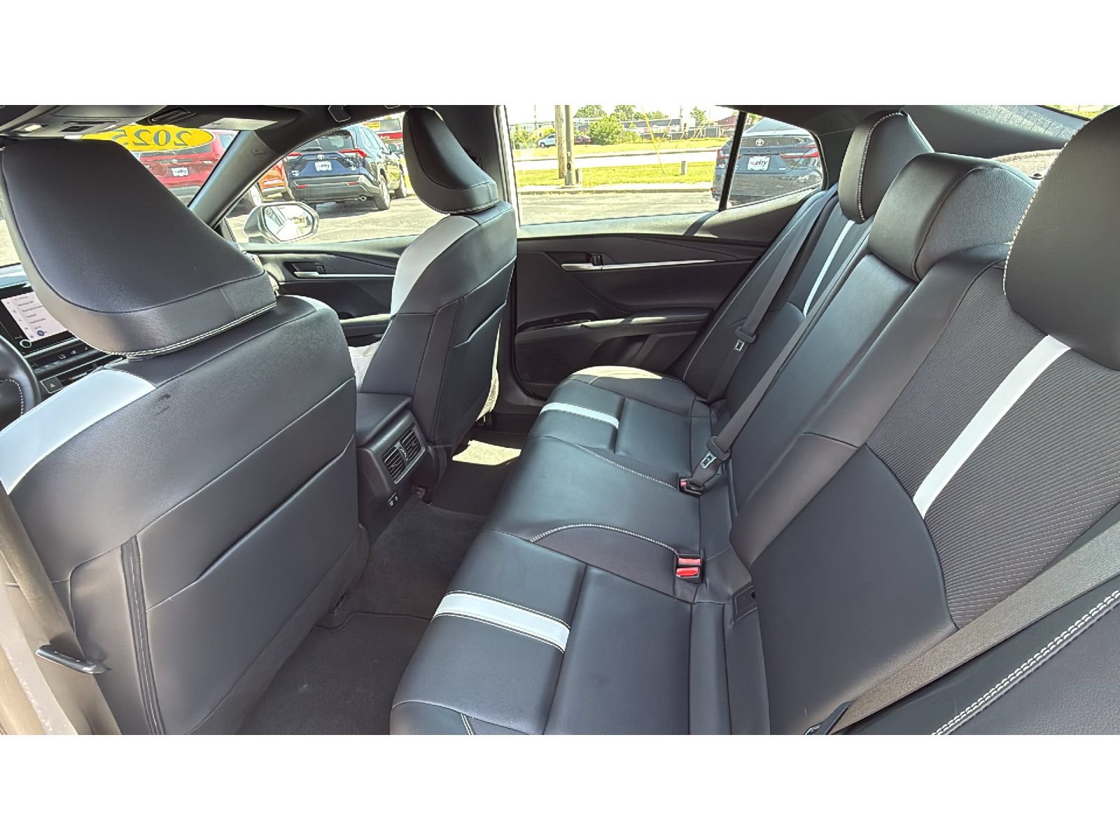 Certified 2025 Toyota Camry SE FWD image 36